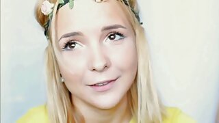 Loira de cabelos cacheados Milf recheada de pandanarum adolescente.