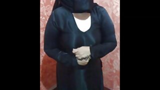 Garota com peitos grandes é fodida