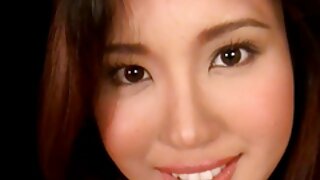 Jadi geulis pamajikan brunette nyieun apan blowjob lamun kolotna anu kaluar ti imah