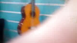 Sex jeung insatiable MILF jeung blowjob ti dirina