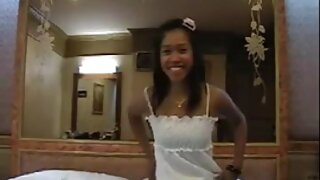 Loira com olhos lindos fodida anal