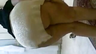 Hal Busty parades knockers nya